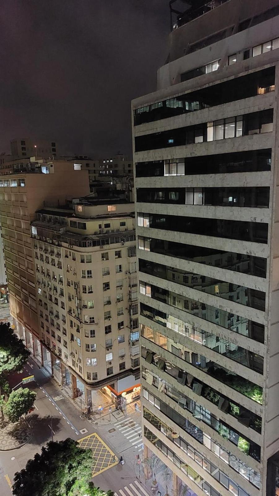 Apartamento Excelente No Centro Em Frente Ao Metro *