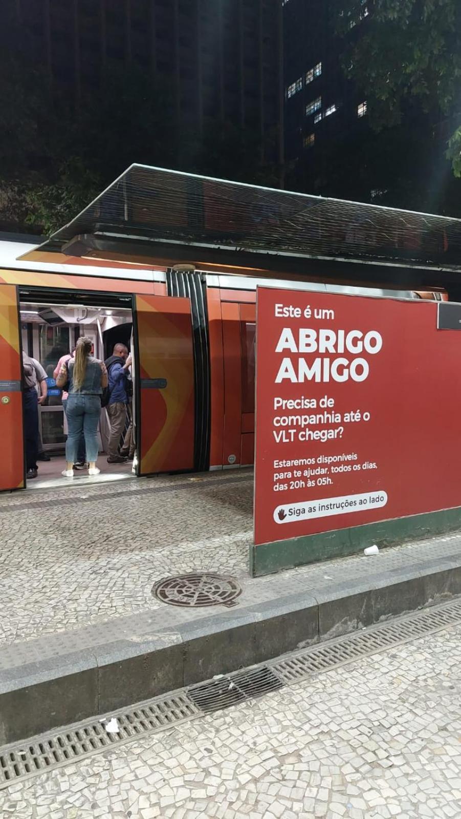 Excelente No Centro Em Frente Ao Metro Apartamento Rio de Janeiro